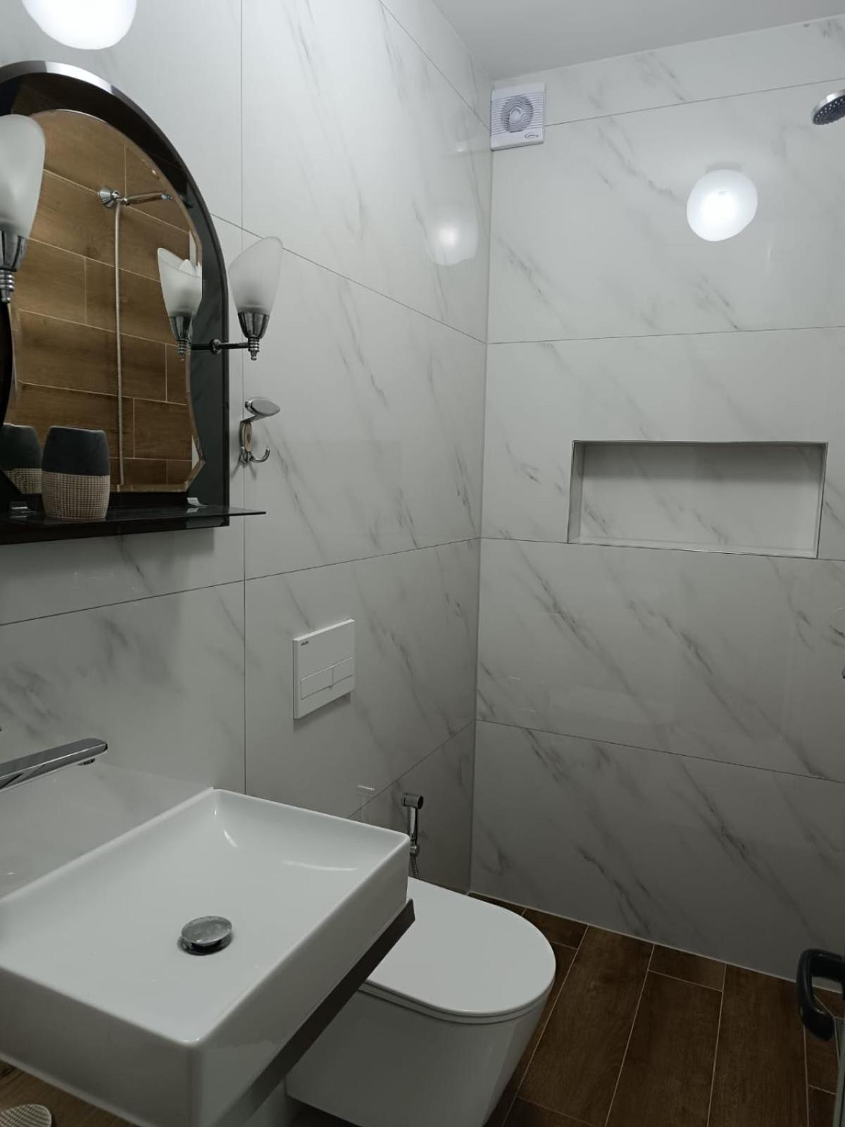 Apartment Holiday Apartment Durrës